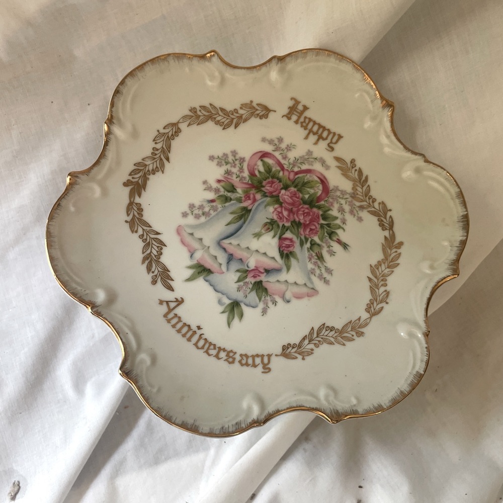 Vintage Andrea by Sadek 22k Gold Trim Floral Happy Anniversary Cake Pedestal